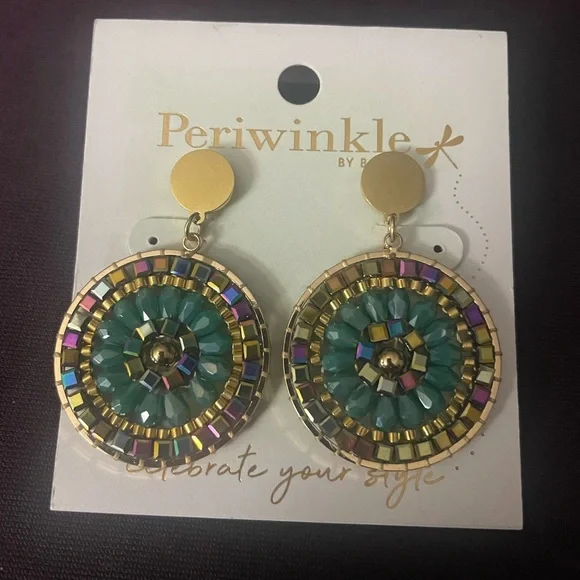 Elegant Beaded Circle Earrings - Picture 4 of 4